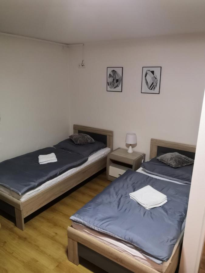 Penzion Ubytovani U Parku S Parkovistem Česká Lípa Dış mekan fotoğraf